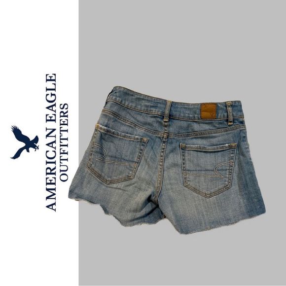 American Eagle Outfitters Women’s Stretch Distressed Denim‎ Shorts - Size 0 - Picture 2 of 2